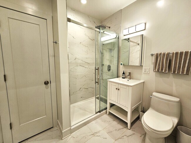 Foto del edificio - 951 W Armitage Ave