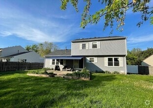 Building Photo - 2213 Pontiac Cir