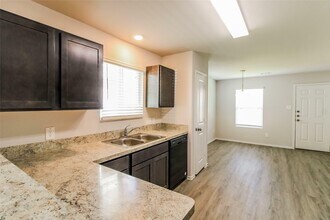 Building Photo - 2503 Westslope Dr