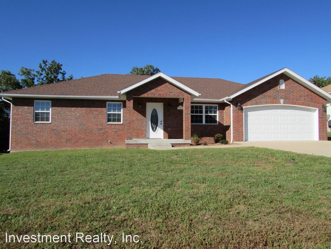 3 br, 2 bath House 16322 Heartland Lane House Rental in Saint