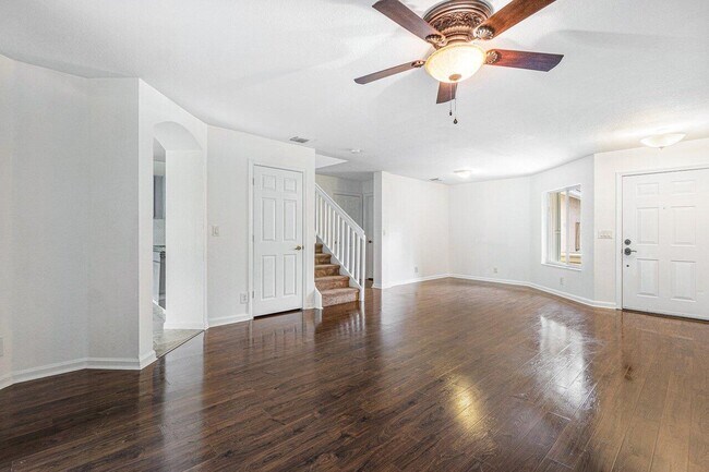 Building Photo - 9305 Lily Bank Ct