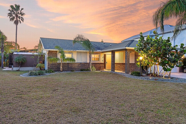 Building Photo - 61 Comanche Ct