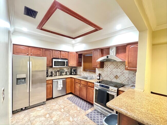 Foto del edificio - 7825 Miramar Pkwy
