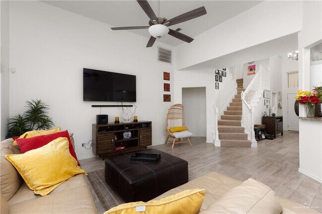 Foto del edificio - 3312 N 33rd St