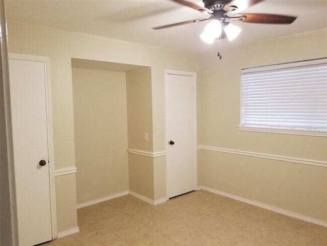 Foto del edificio - 1511 Alderbrook Dr