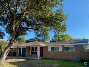 Building Photo - 2626 Tidewater Dr