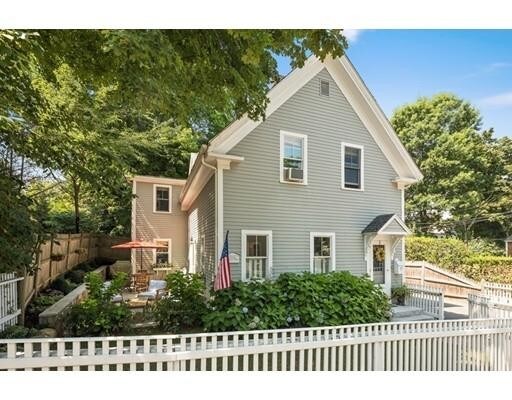 Primary Photo - 7 Hersey St