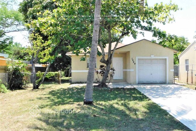Foto del edificio - 1529 NW 1st Ave