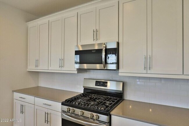 Foto del edificio - Beautiful 4 Bedroom 2 Bath Home in Mystic