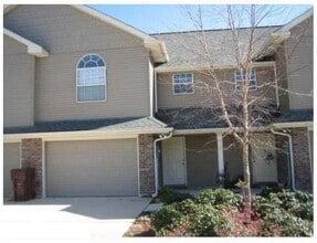 Building Photo - 103 Perryl Ln