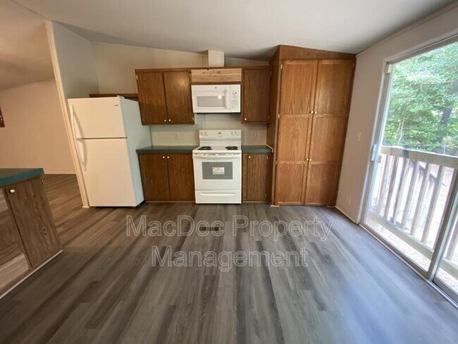 Foto del edificio - 12188 Coulter Ln