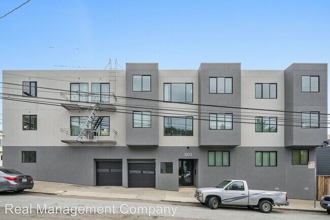 Building Photo - 501 Douglass St