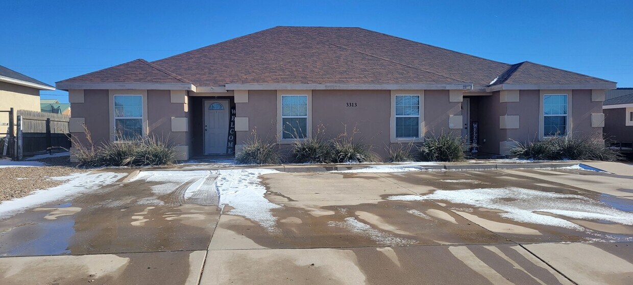 33053313 Shady Ln Unit 3313 A, Clovis, NM 88101 Room for Rent in