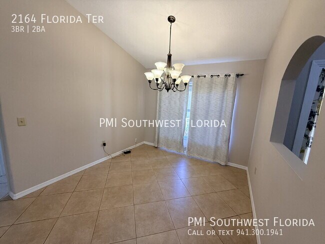 Foto del edificio - 2164 Florida Terrace