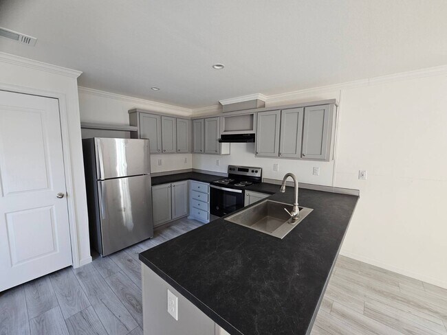 Foto del edificio - 4900 SE 102nd Pl