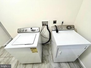 Building Photo - 2000 McHenry St