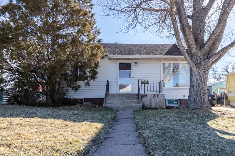 Foto principal - 3323 Alexander Ave