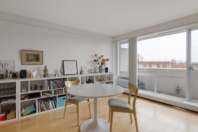 Foto del edificio - 29 Concord Ave