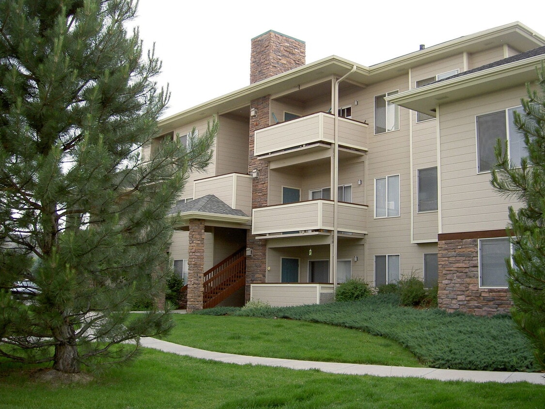 Primary Photo - 4545 Wheaton Dr