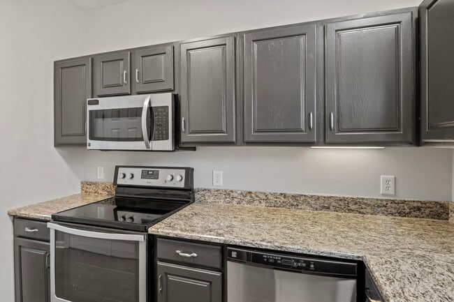 Photo - 4805 Lyons View Pike Apartment