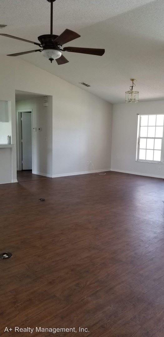 Building Photo - 3 br, 2 bath House - 5175 Baldock Ave.
