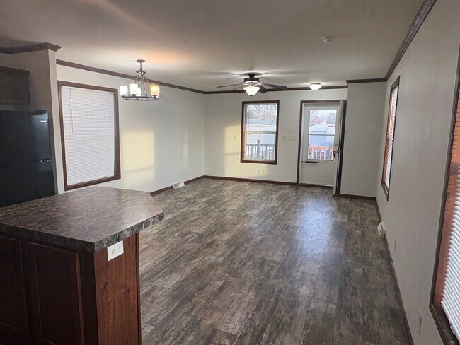 Foto del edificio - 309 Spring Park Dr