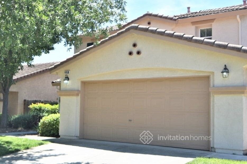 4456 Aubergine Way  