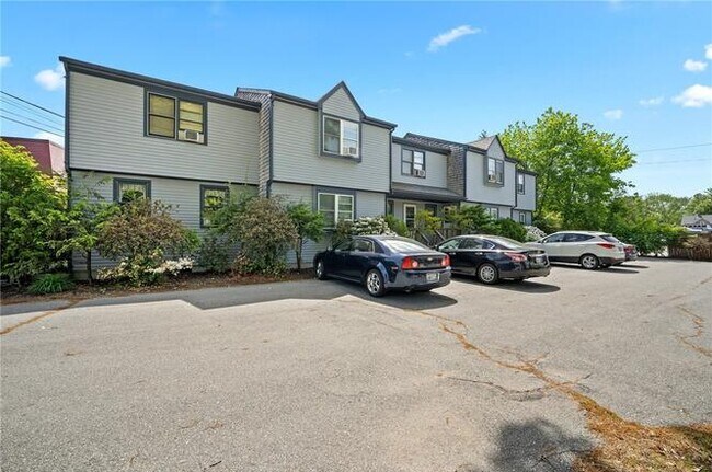 Foto del edificio - 471 W Shore Rd