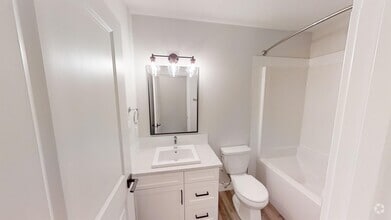Building Photo - 10633 133 Ave