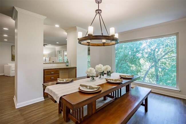 Building Photo - 8810 Mountain Path Cir