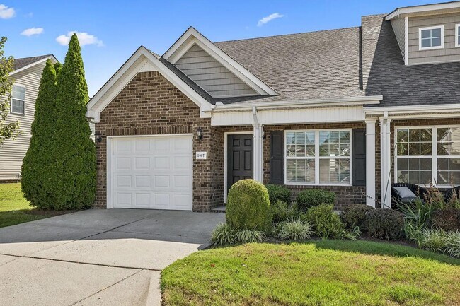 Building Photo - 1067 Muna Ct