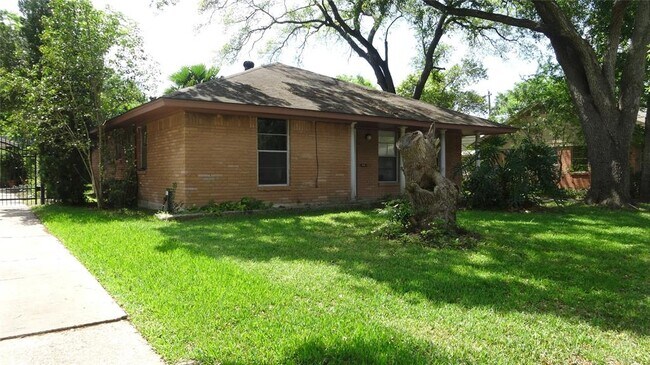 Foto del edificio - 4009 Newshire Dr