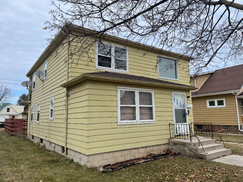 1610 Division Ave Unit 1610A, Sheboygan, WI 53083 Room for Rent in
