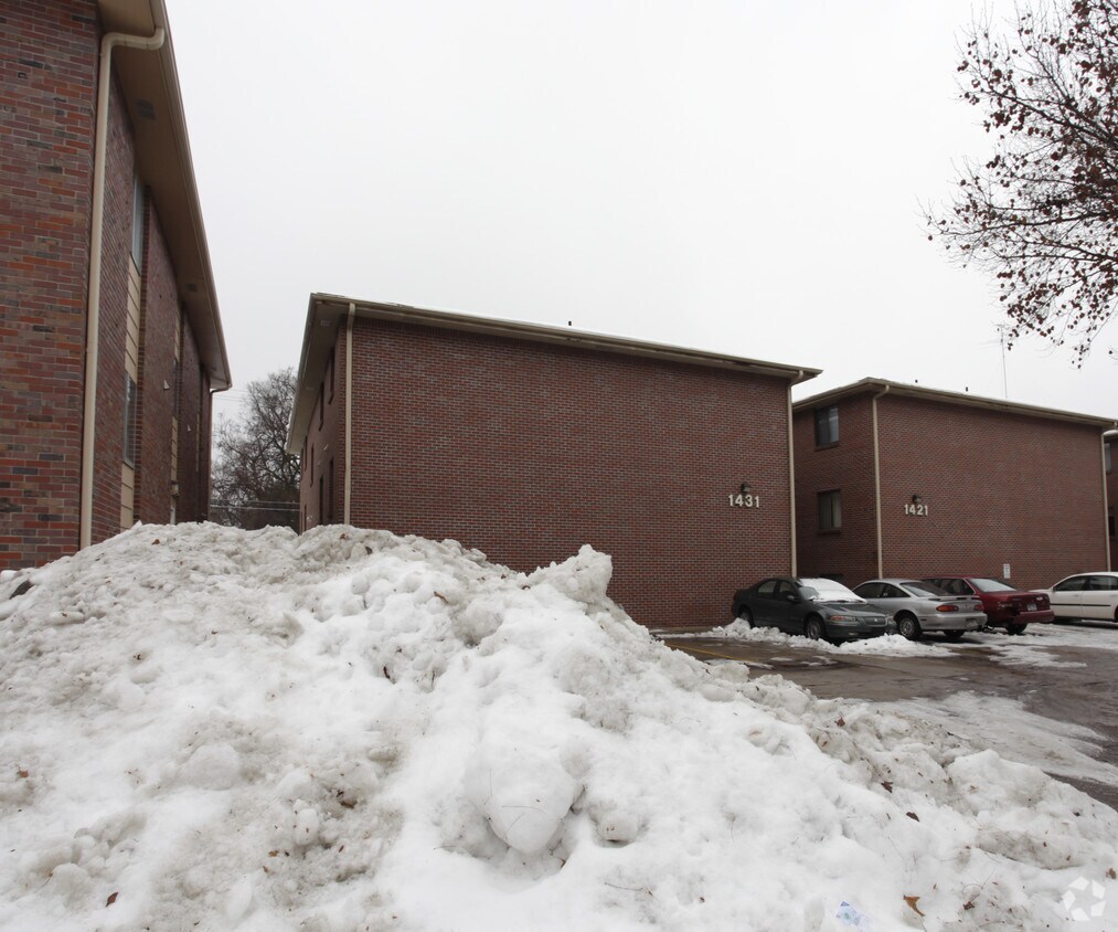 Building Photo - 1431 D St