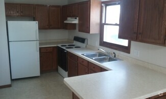 Building Photo - 1505 W Veterans Pkwy