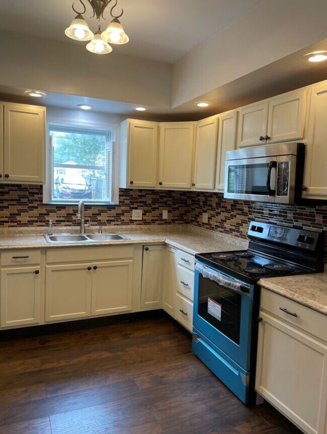 Foto del edificio - 3933 E Grant St