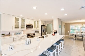 Building Photo - 1424 Windsor Ct