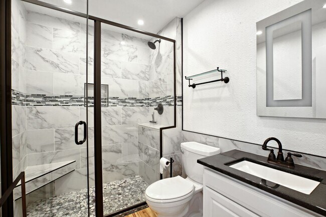 Foto del edificio - 2239 Bowen St