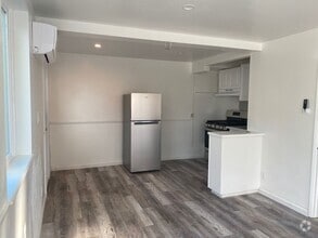 Building Photo - 409 Lewis Ln
