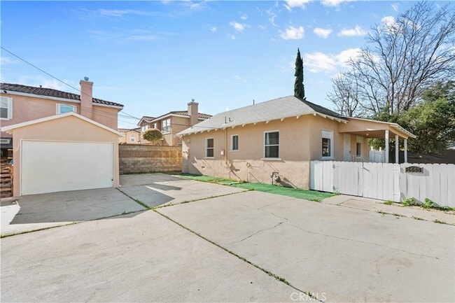 Foto del edificio - 1445 S Rebecca St