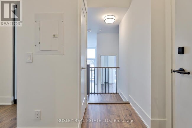 Building Photo - 115 Denison Ave