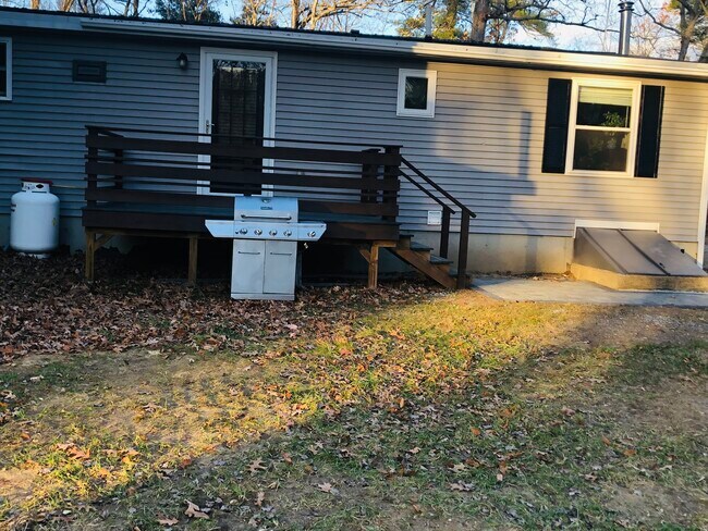 Foto del edificio - 57 Batchelder Rd