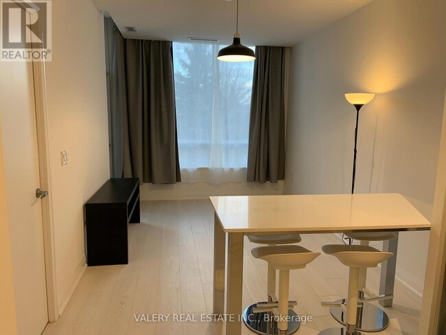 Building Photo - 26 Gibbs Rd