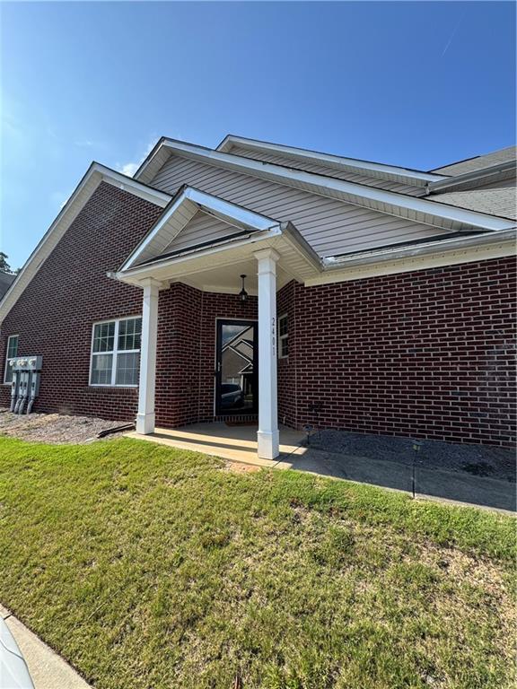 Building Photo - 2555 Flat Shoals Rd