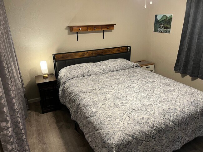 Foto del edificio - 520 N 38th Pl