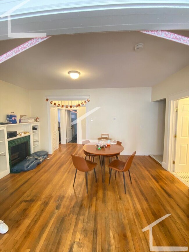 Foto del edificio - HOT BRIGHTON LISTING!!!!