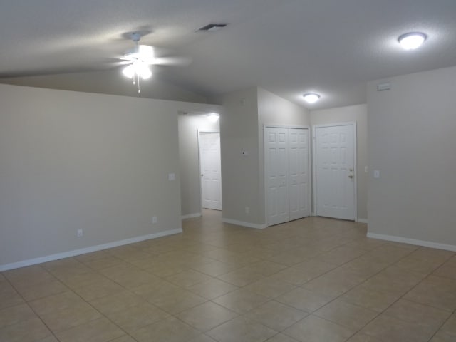 Building Photo - 1067 Sheeler Hills Dr