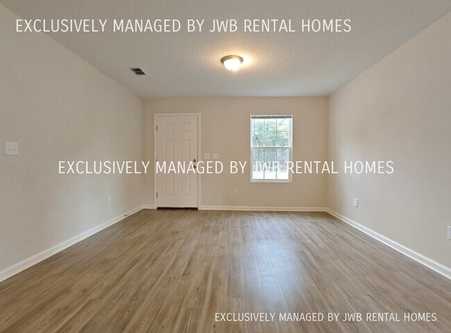 Building Photo - 3848 Soutel Dr