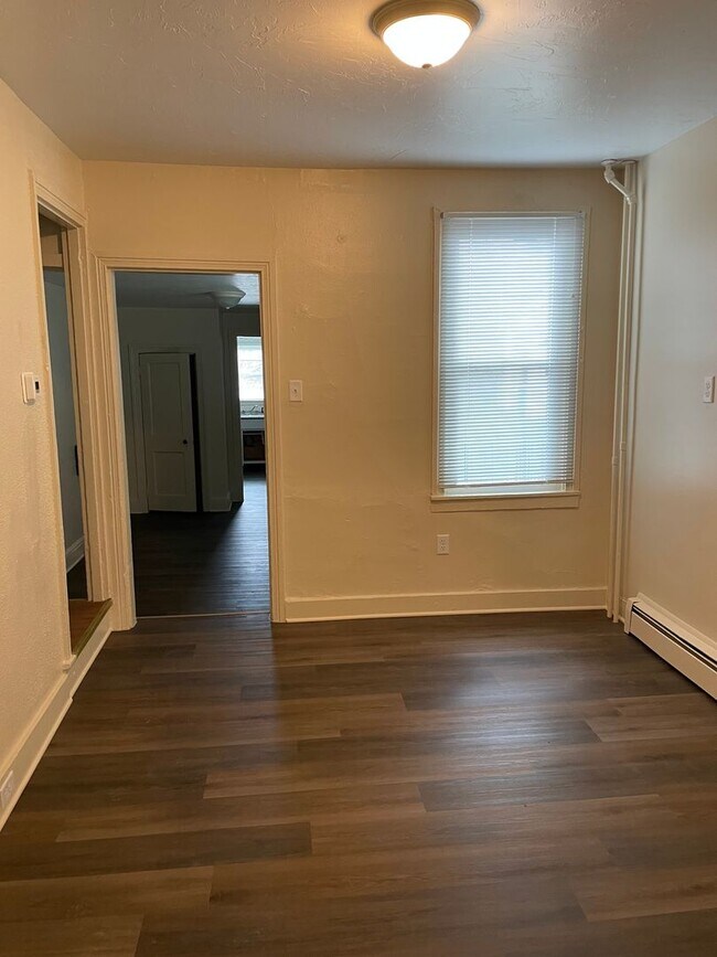 Foto del edificio - Available Now!  York City SD