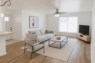 Building Photo - 14555 Wunderlich Dr